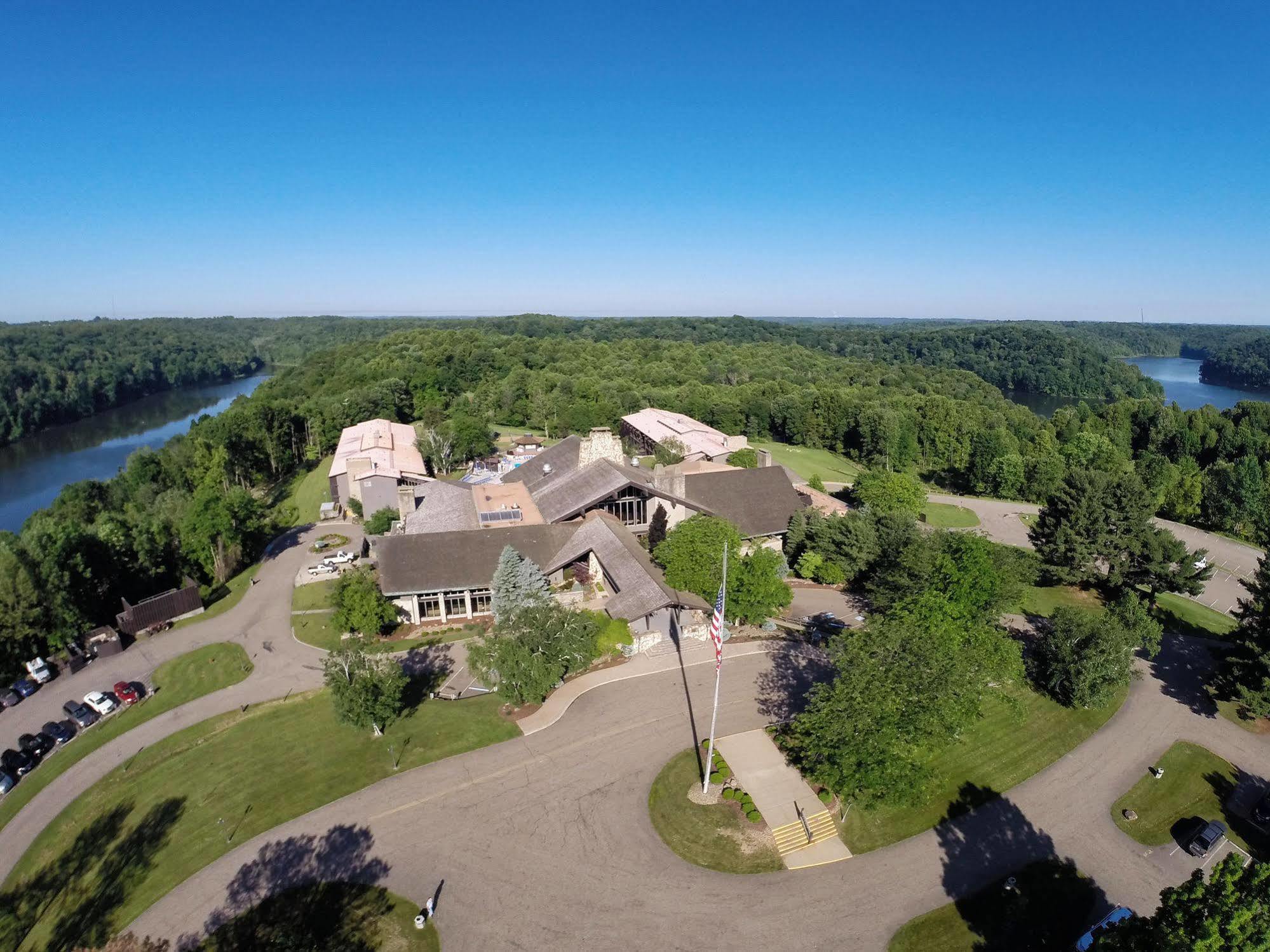 Salt Fork State Park Lodge And Conference Center Кембридж Экстерьер фото