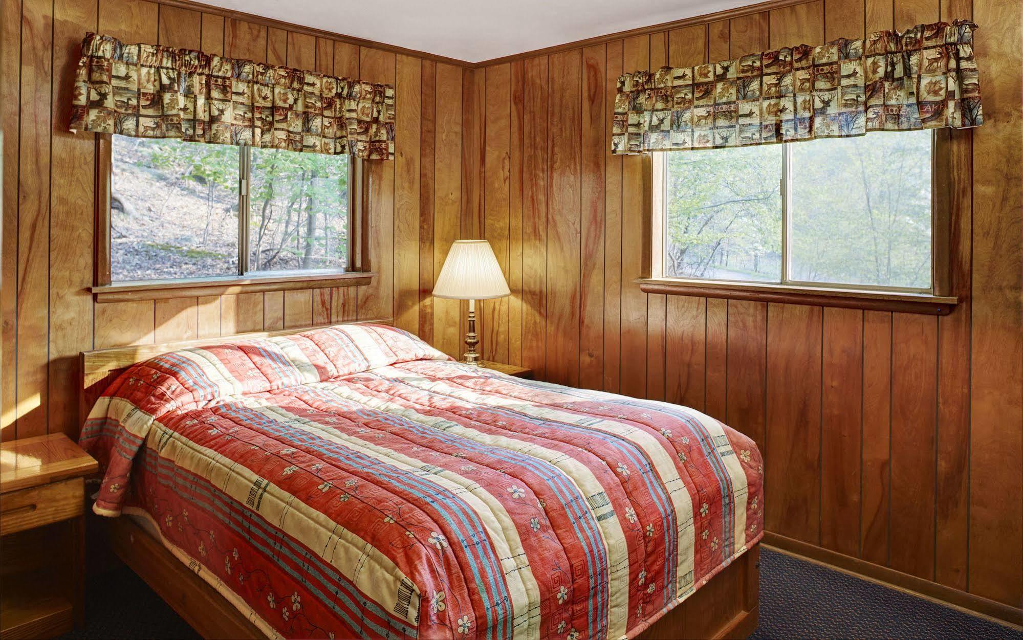 Salt Fork State Park Lodge And Conference Center Кембридж Экстерьер фото
